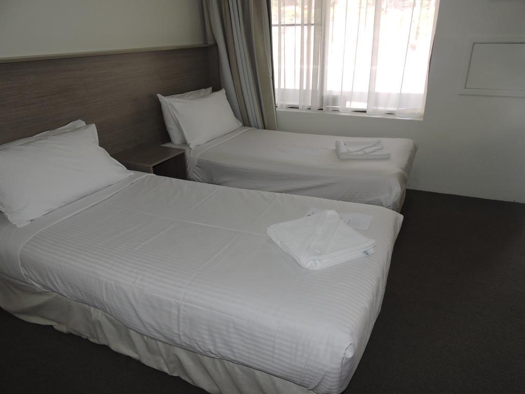 Town & Country Motel Nerang Esterno foto