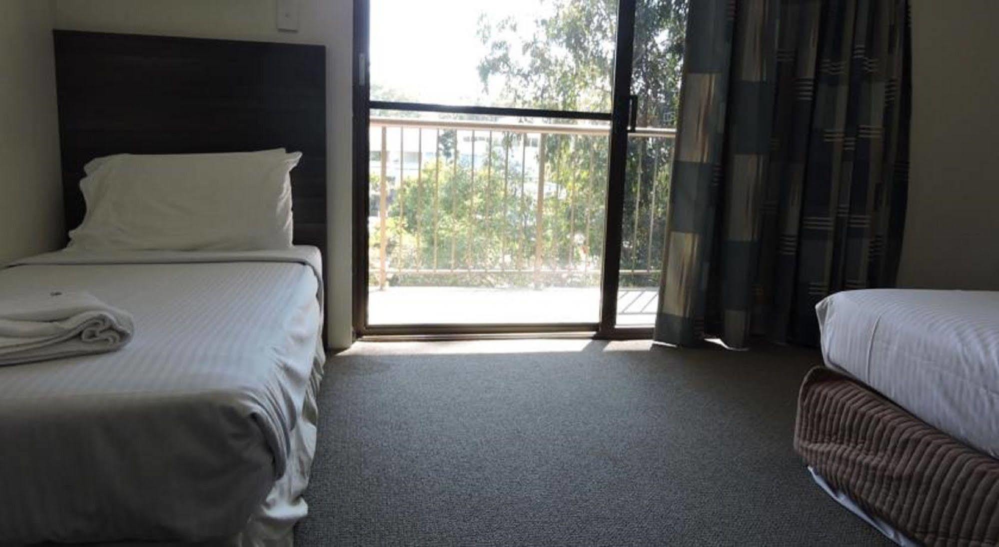 Town & Country Motel Nerang Esterno foto